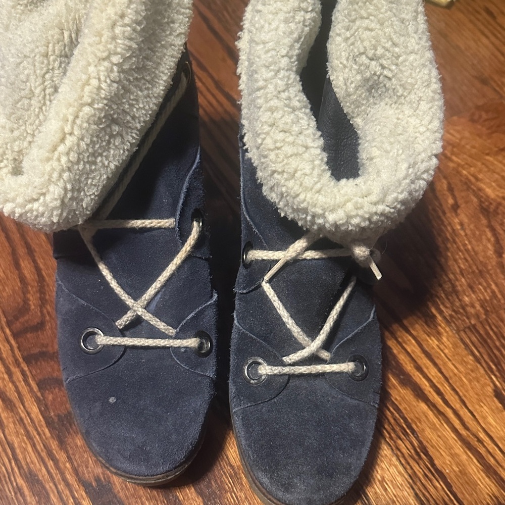 Women's Navy Suede Boots with Shearling Lining